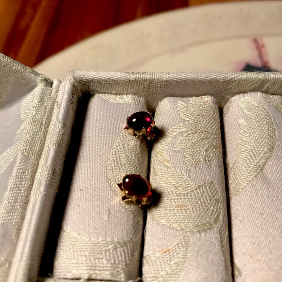 Garnet gemstone stud earrings